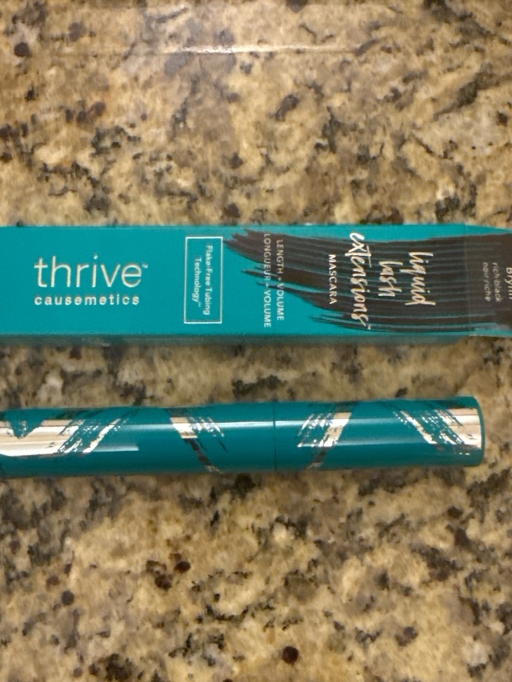 thrive causemetics Liquid Lash Extensions Mascara in black